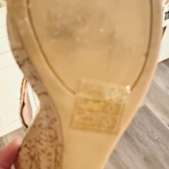 BEBE DECORATIVE BUTTON DESIGN CORK WEDGE ANKLE STRAP HEELS SIZE 8 - Picture 8 of 16